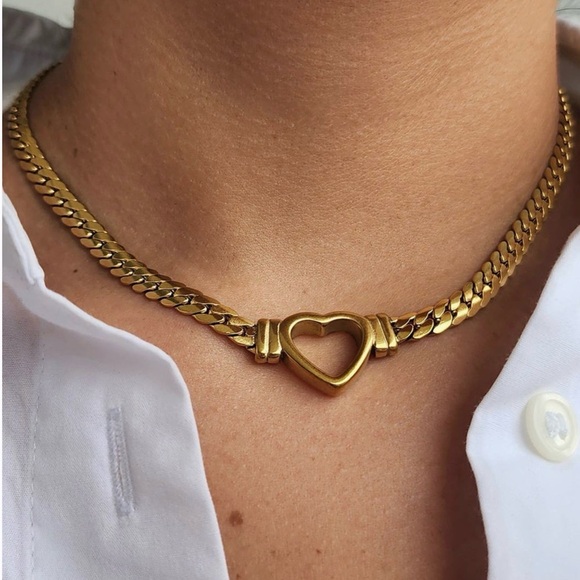 Jewelry - 14k Gold Plated/Stainless Steel  Non-tarnish and Waterproof Necklace 20 in